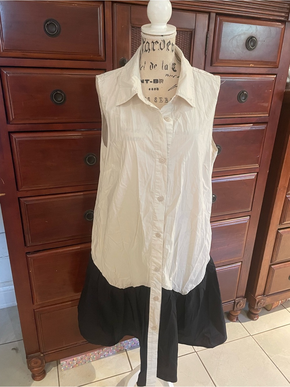 Joie Two-Tone Sleeveless Button-Down Top - White & Black